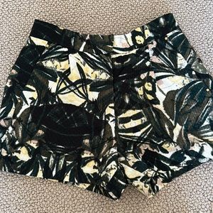 H&M high rise shorts.